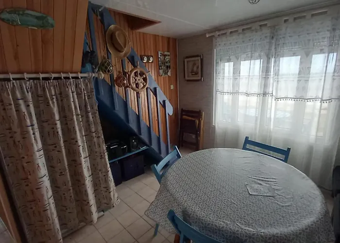 Maison De Plage Avec Acces Direct A La Plage